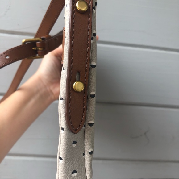 Fossil polka dot small crossbody bag. - Picture 7 of 10